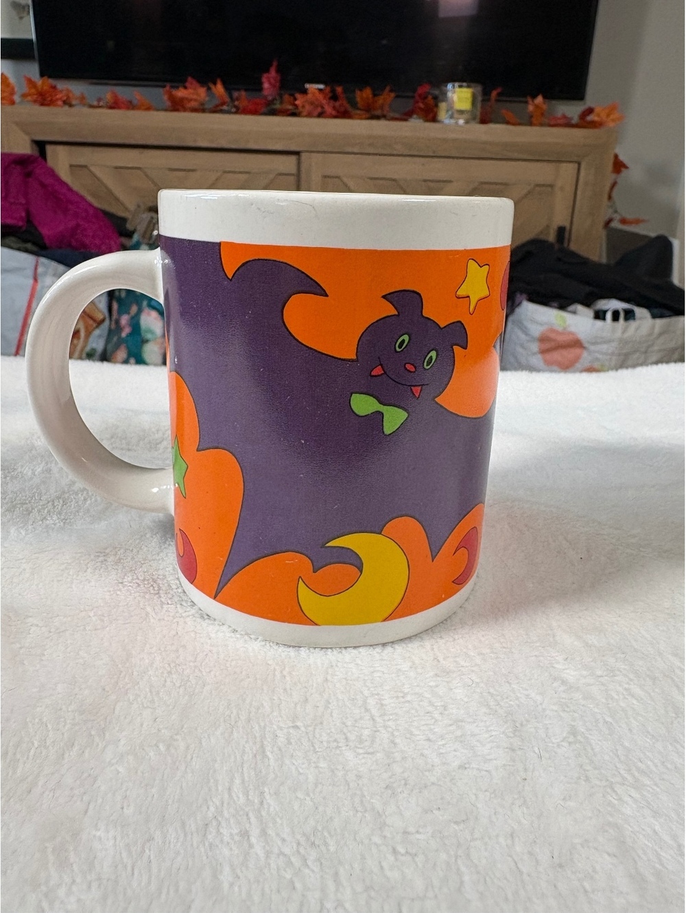 Vintage Halloween Themed Ceramic Coffee Mug with Bat and Moon Design